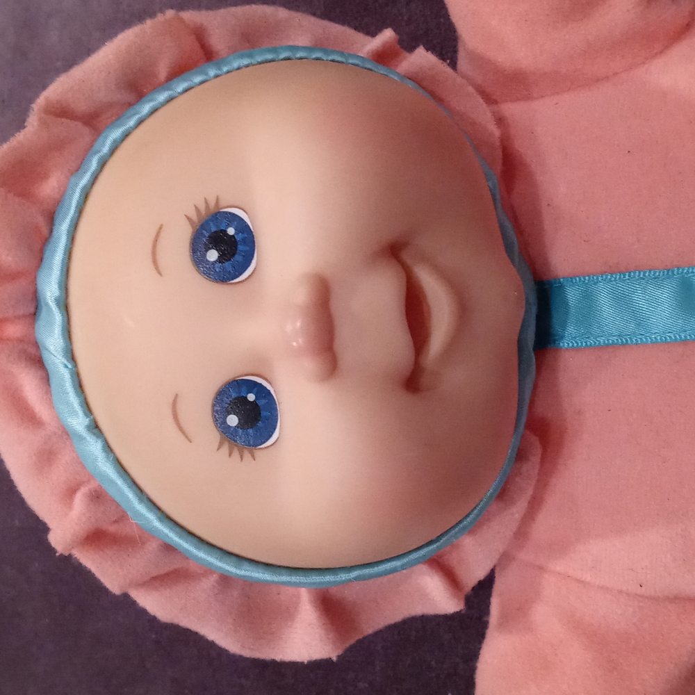 Cabbage Patch Kid - Picture 2 of 9
